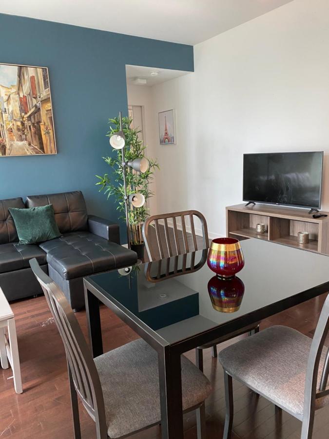 Stylish Condos Торонто Екстериор снимка