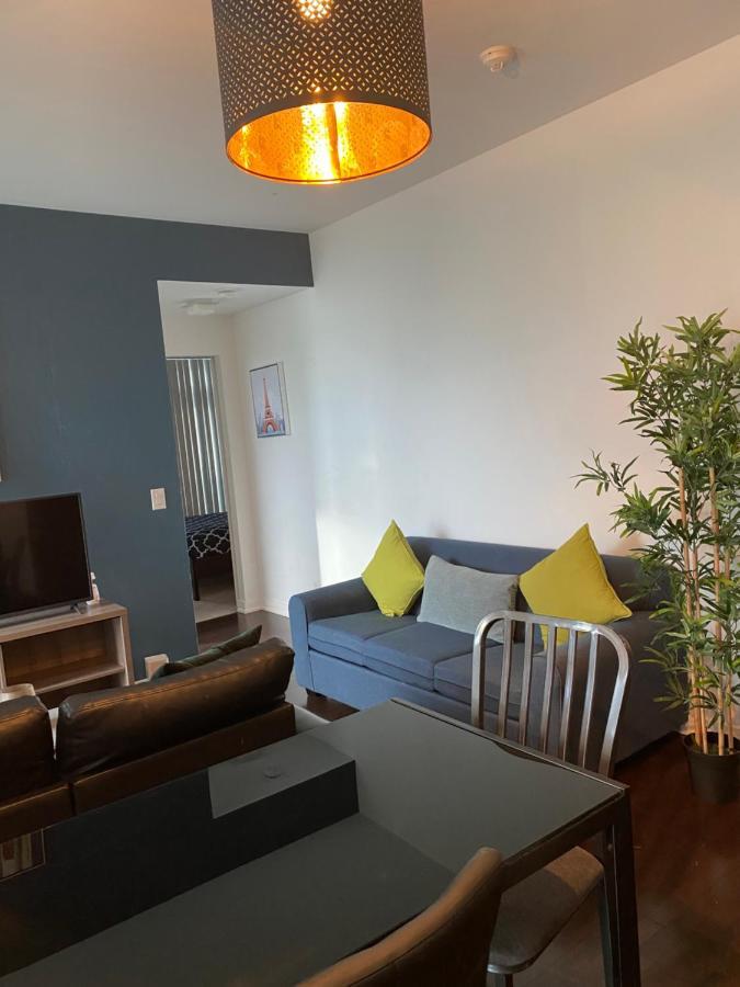 Stylish Condos Торонто Екстериор снимка