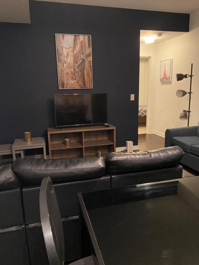 Stylish Condos Торонто Екстериор снимка
